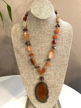 Desert Talisman Agate Slice Necklace – Artisan Gemstone, Carved Stone Pendant